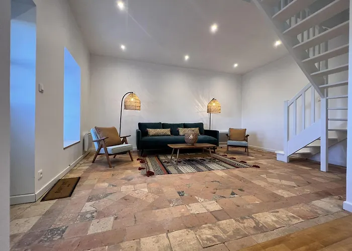 Дом отдыха La Maison Du Donjon - Visite Guidee - Reve Au Mans