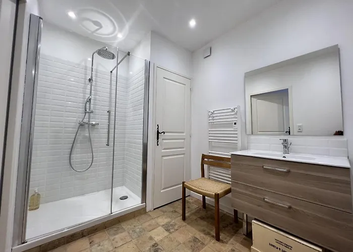 La Maison Du Donjon - Visite Guidee - Reve Au Mans Дом отдыха